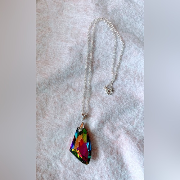Large multicolored crystal pendant necklace - Picture 3 of 3